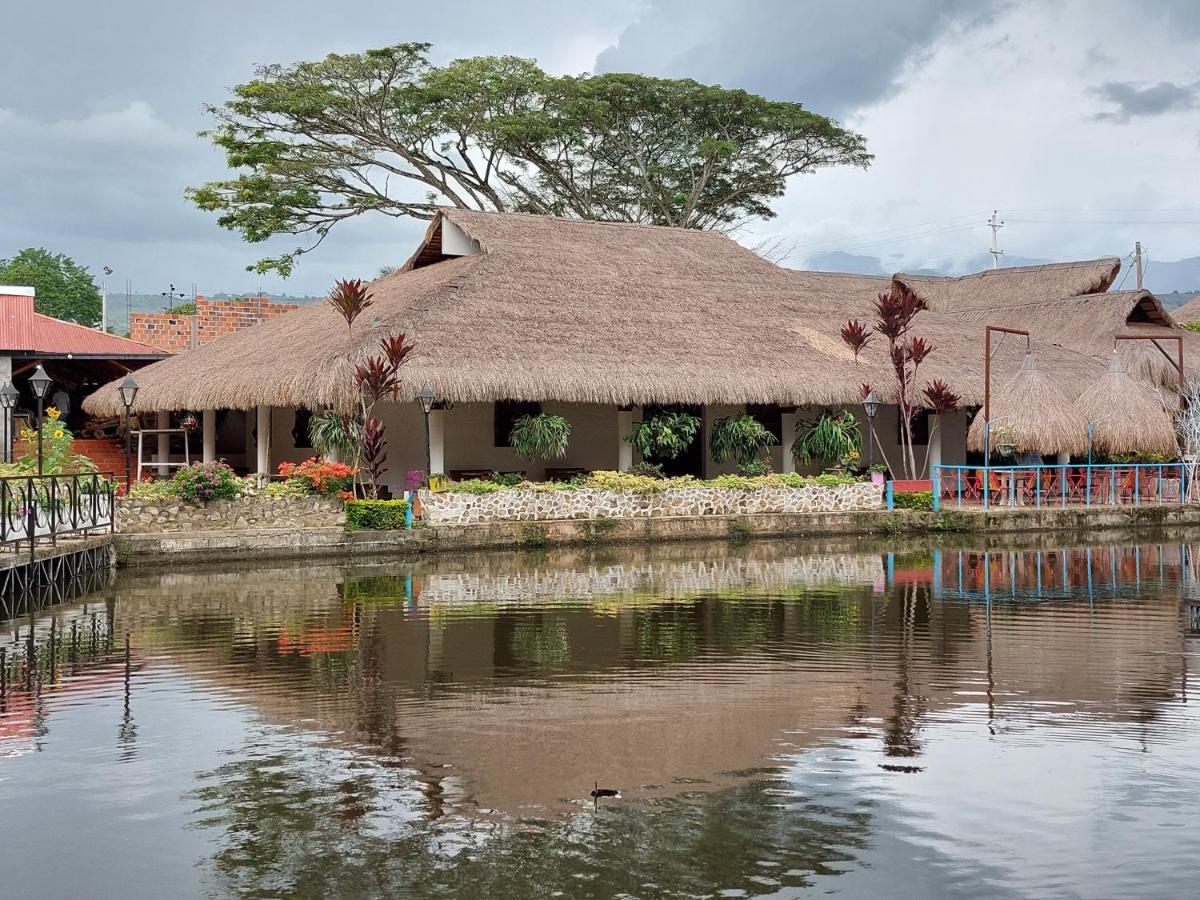 Hotel Campestre San Joaquin Garzón Extérieur photo