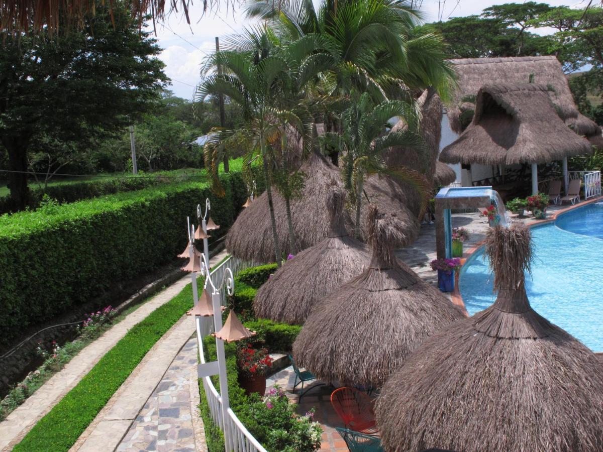 Hotel Campestre San Joaquin Garzón Extérieur photo